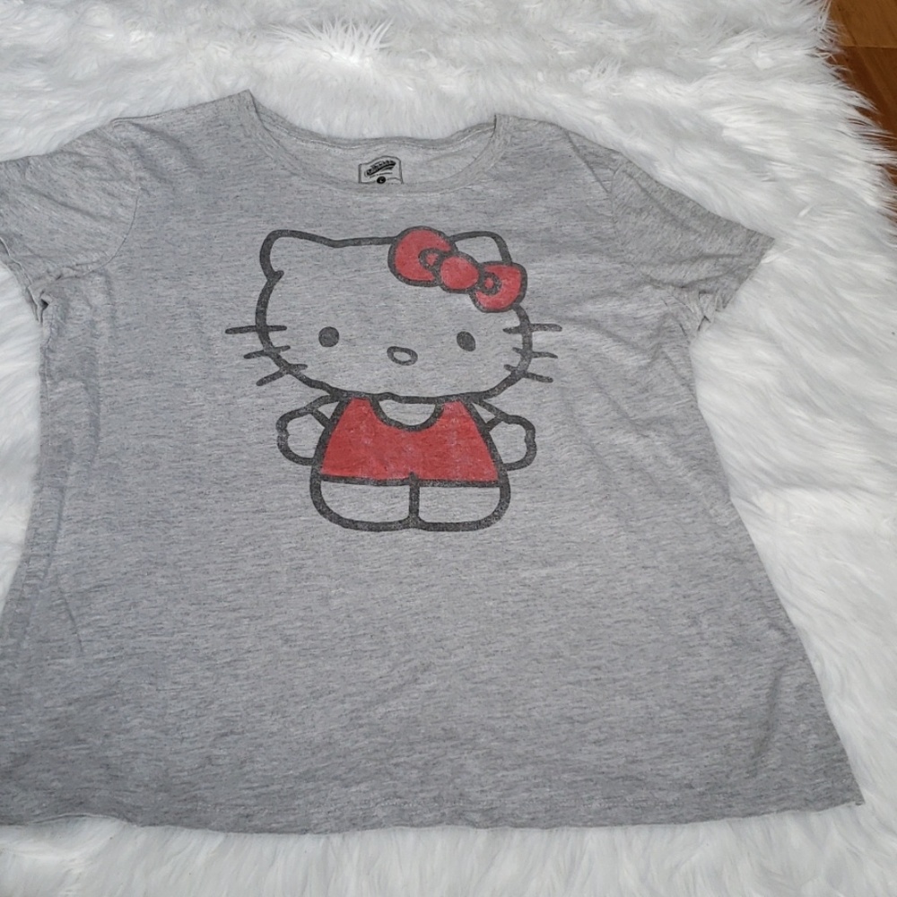 Hello Kitty top